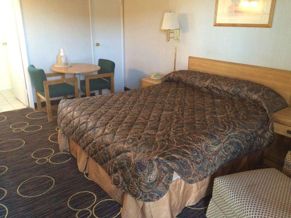 Almara Inn Tucumcari Bagian luar foto